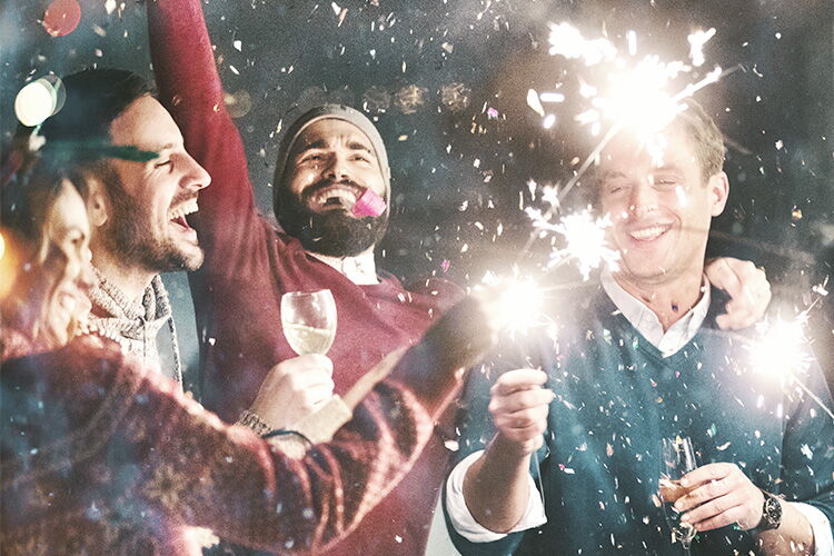 Gäste auf der Silvesterfeier des Sporthotel Grafenwald